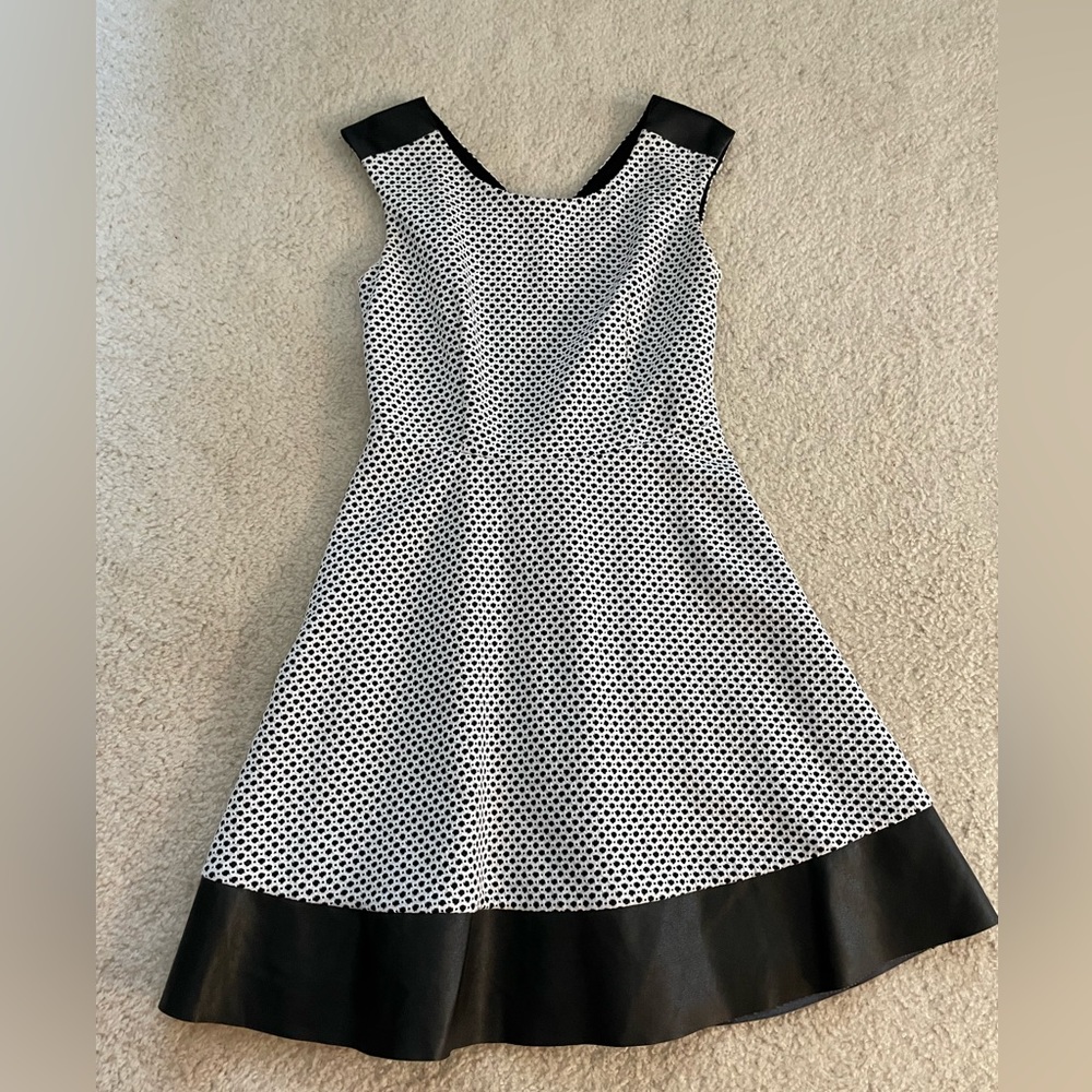 Size 4 black and white flare dress